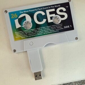 CES Cassette Flash Drive 4GB